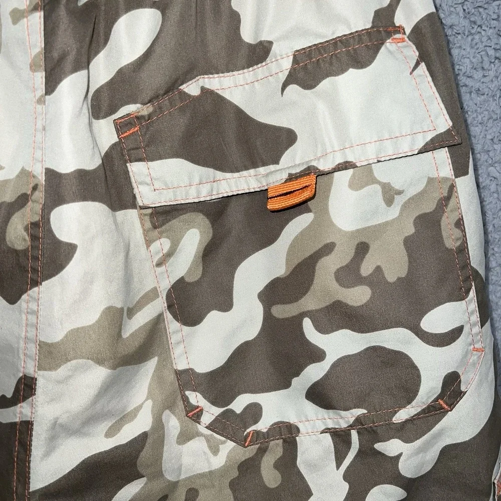A.P. Co‎ Shorts Mens Sz L Orange Desert Camouflage Camo Reversible Cargo Stretch
